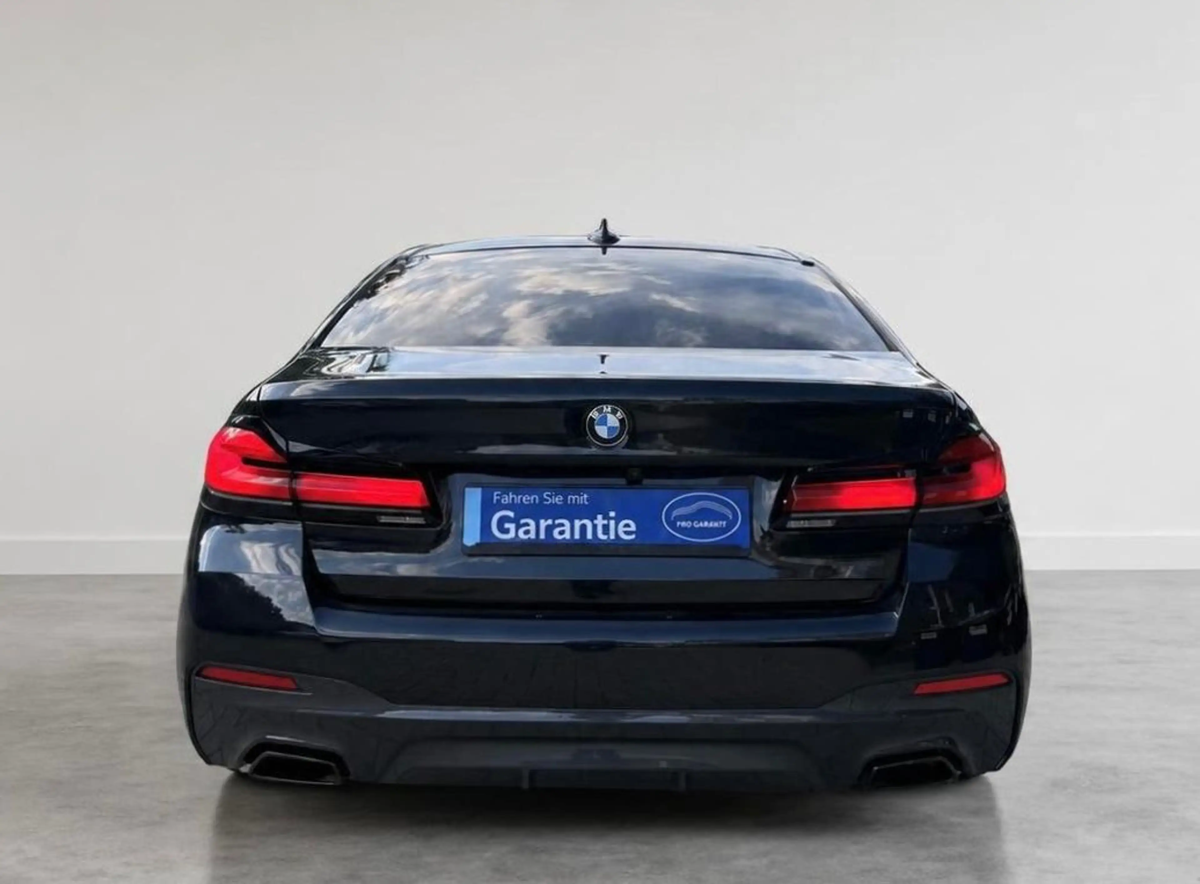 BMW 520 d M-Sport HUD/MEMORY/H&K/KAMERA/LEDER/AHK — photo 4