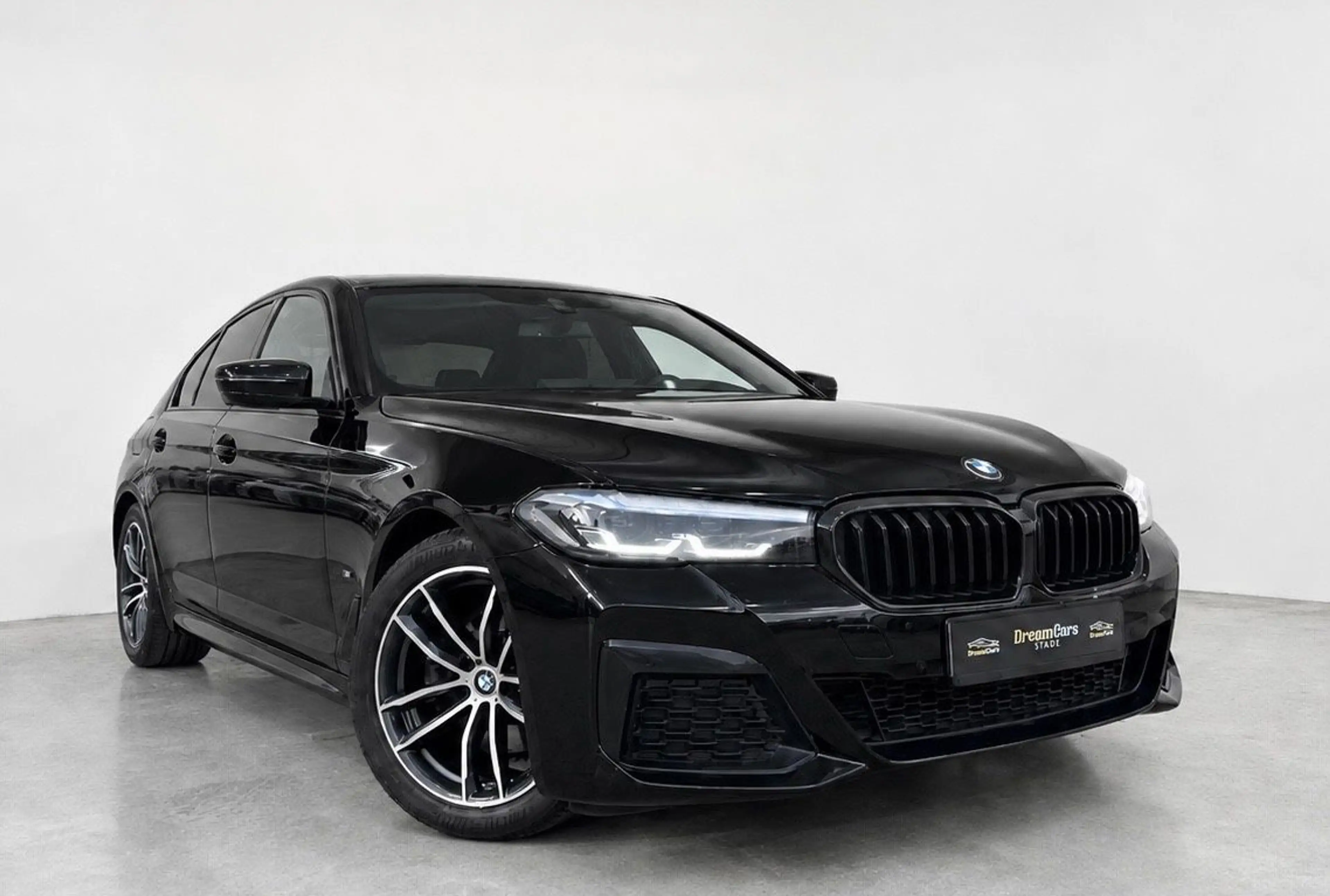BMW 520 d M-Sport HUD/MEMORY/H&K/KAMERA/LEDER/AHK — photo 7