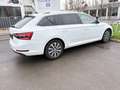 Skoda Superb Kombi 2.0 TDI Style DSG*LED*NAVI*KAMERA Weiß - thumbnail 2