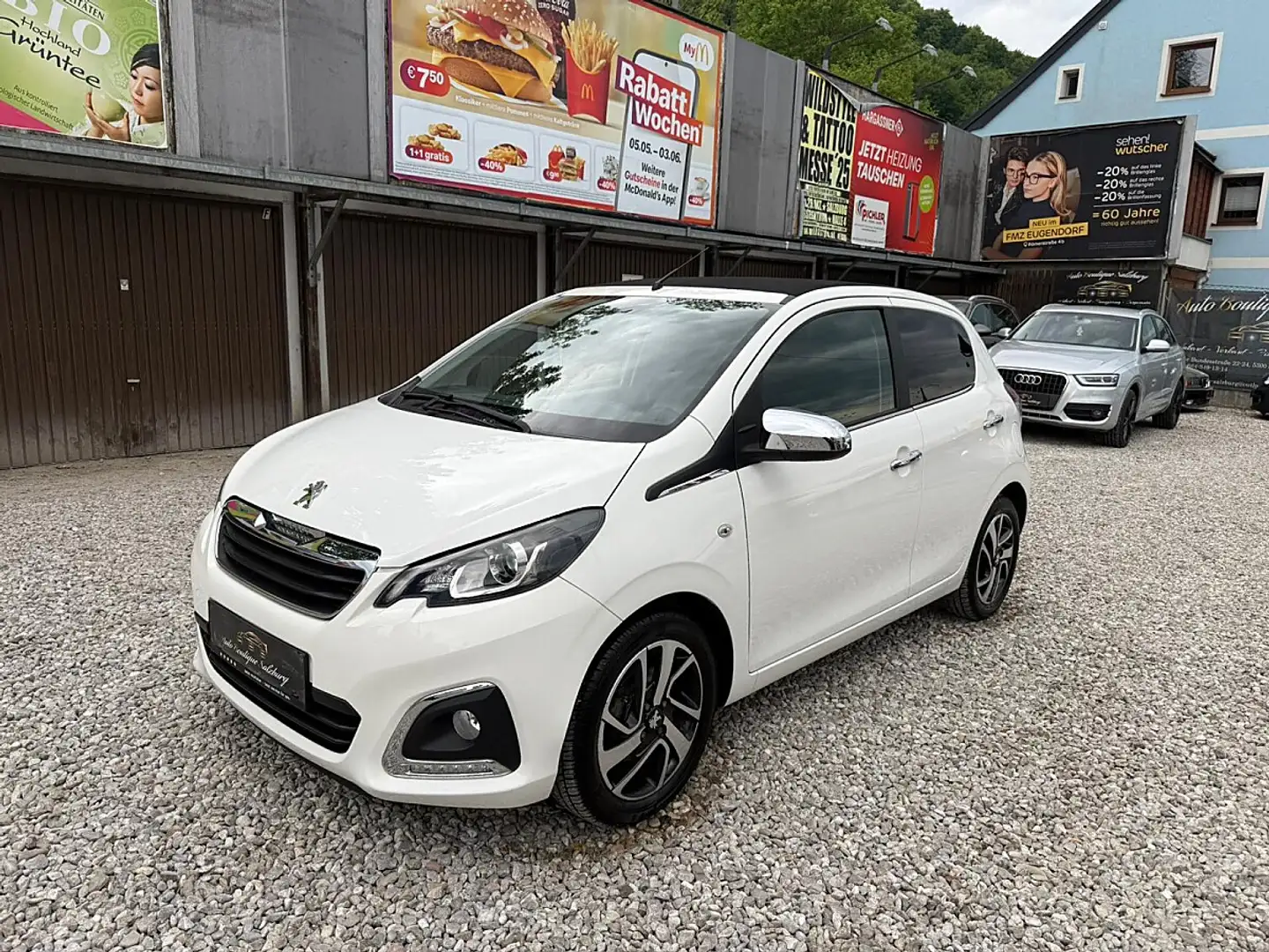 Peugeot 108 1,2 PureTech 82 Allure Weiß - 1