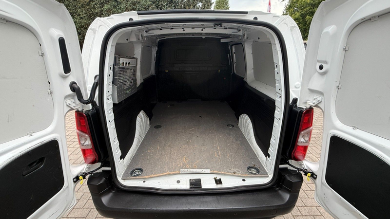 Peugeot Partner Premium L2/1.Hand/Klima/Start-Stop-Aut.. — photo 15