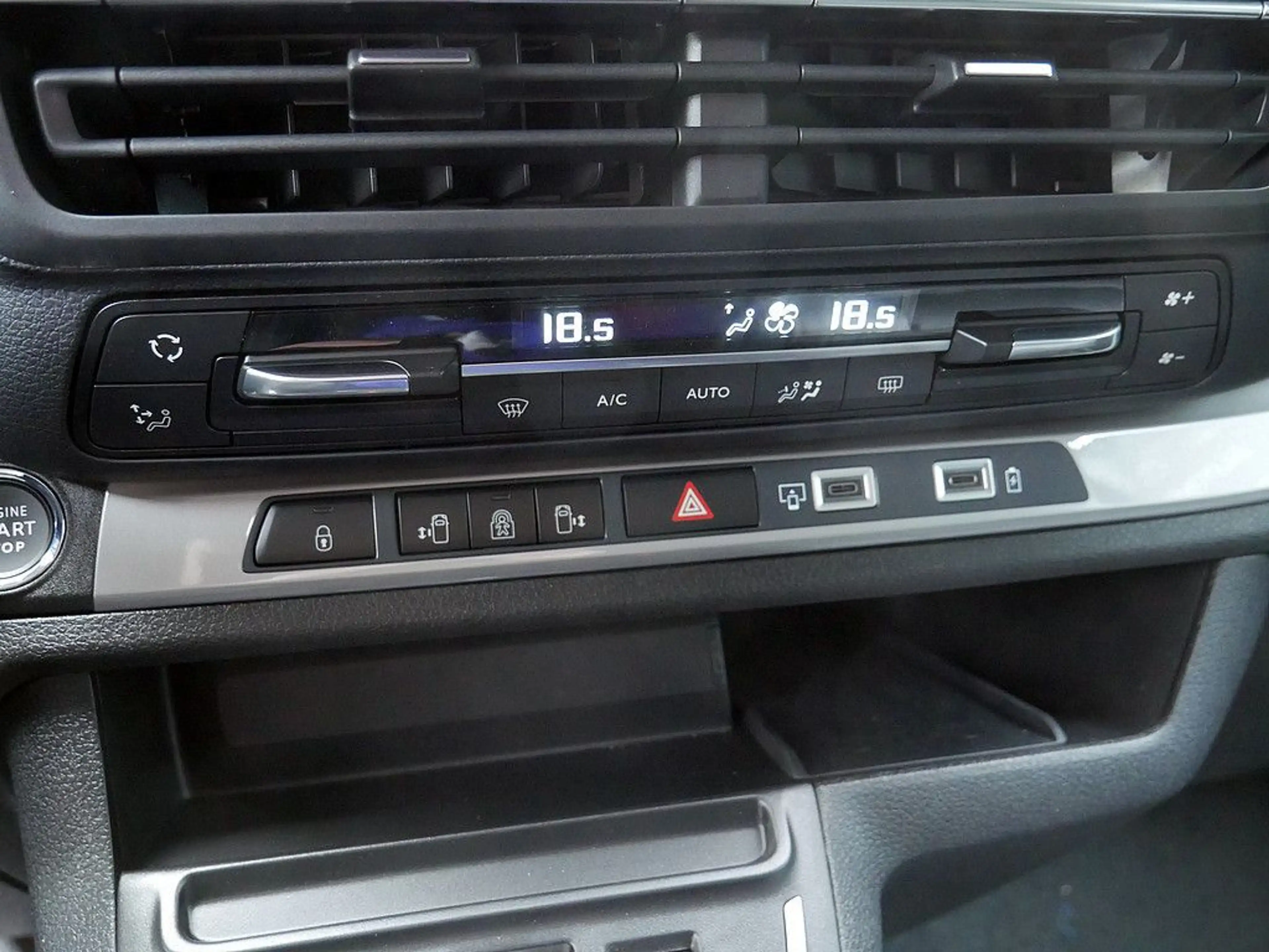 Citroen Spacetourer Max XL BlueHDi 180 AHK STANDHZ LED — photo 15