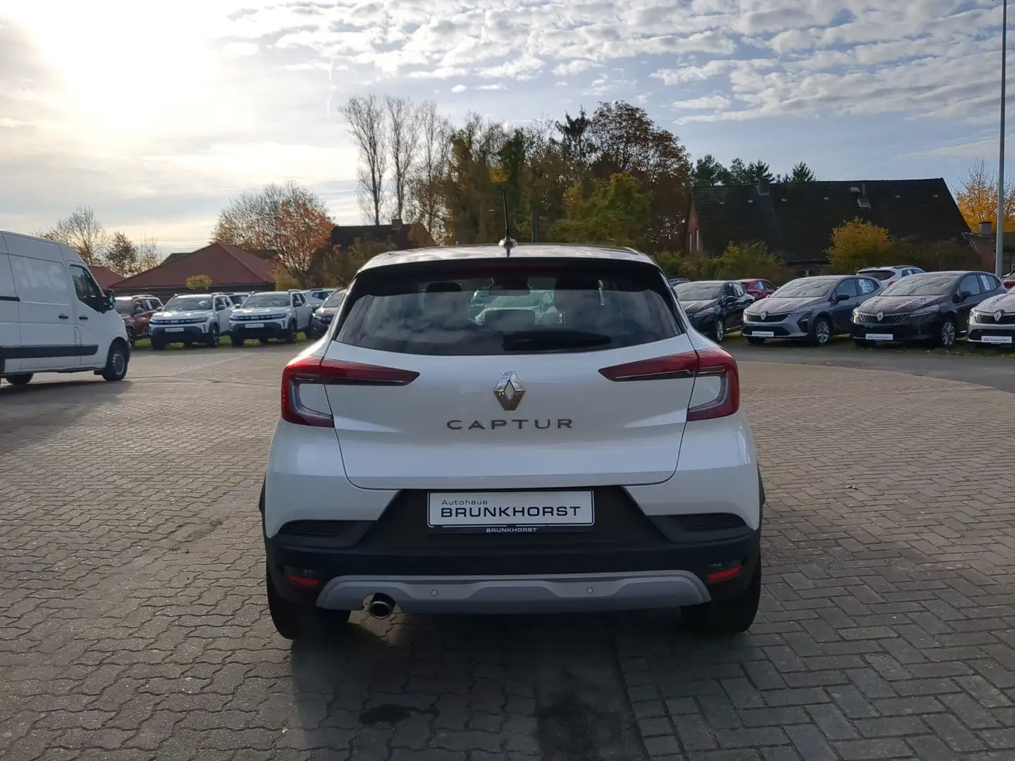 Renault Captur TCe 140 EDC Business Edition City-Komfort Blanc - 2