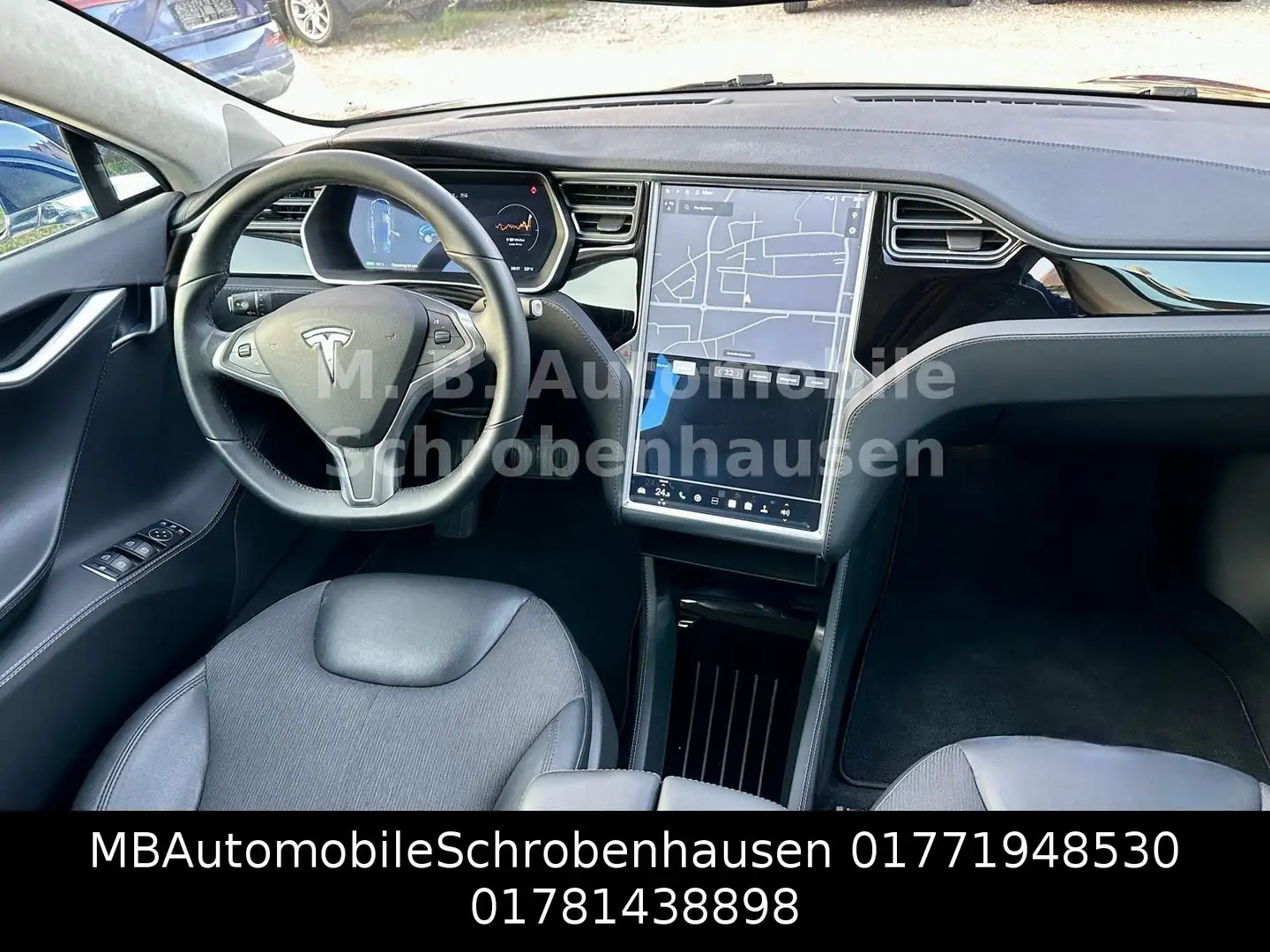 Tesla Model S Autopilot Blau - 2
