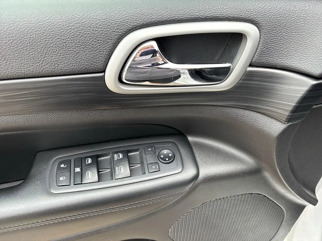 Jeep Grand Cherokee fotografie Jeep Grand Cherokee