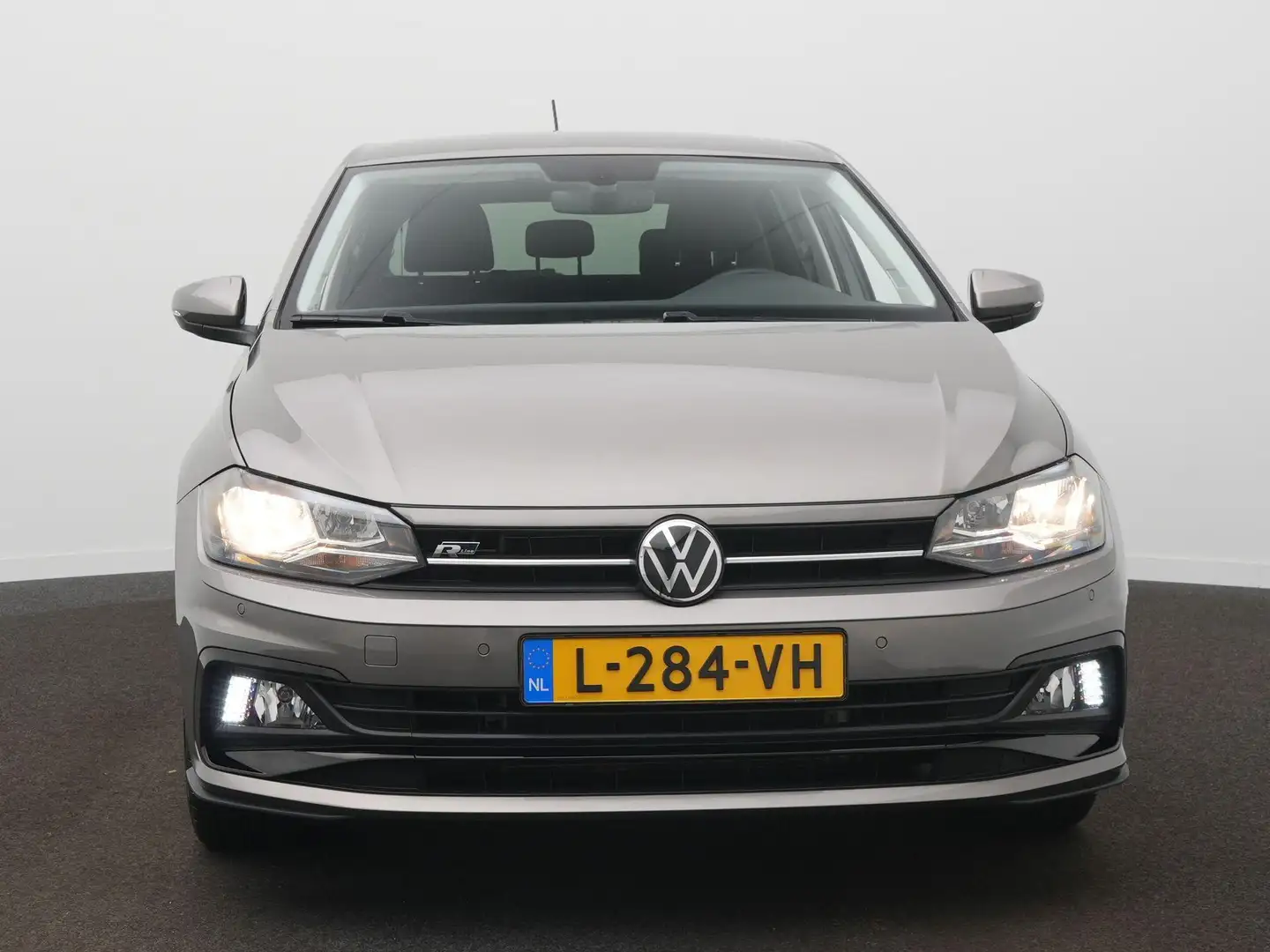 Volkswagen Polo 1.0 TSI R-Line Edition PDC - Navigatie - ACC - Cli Gris - 2