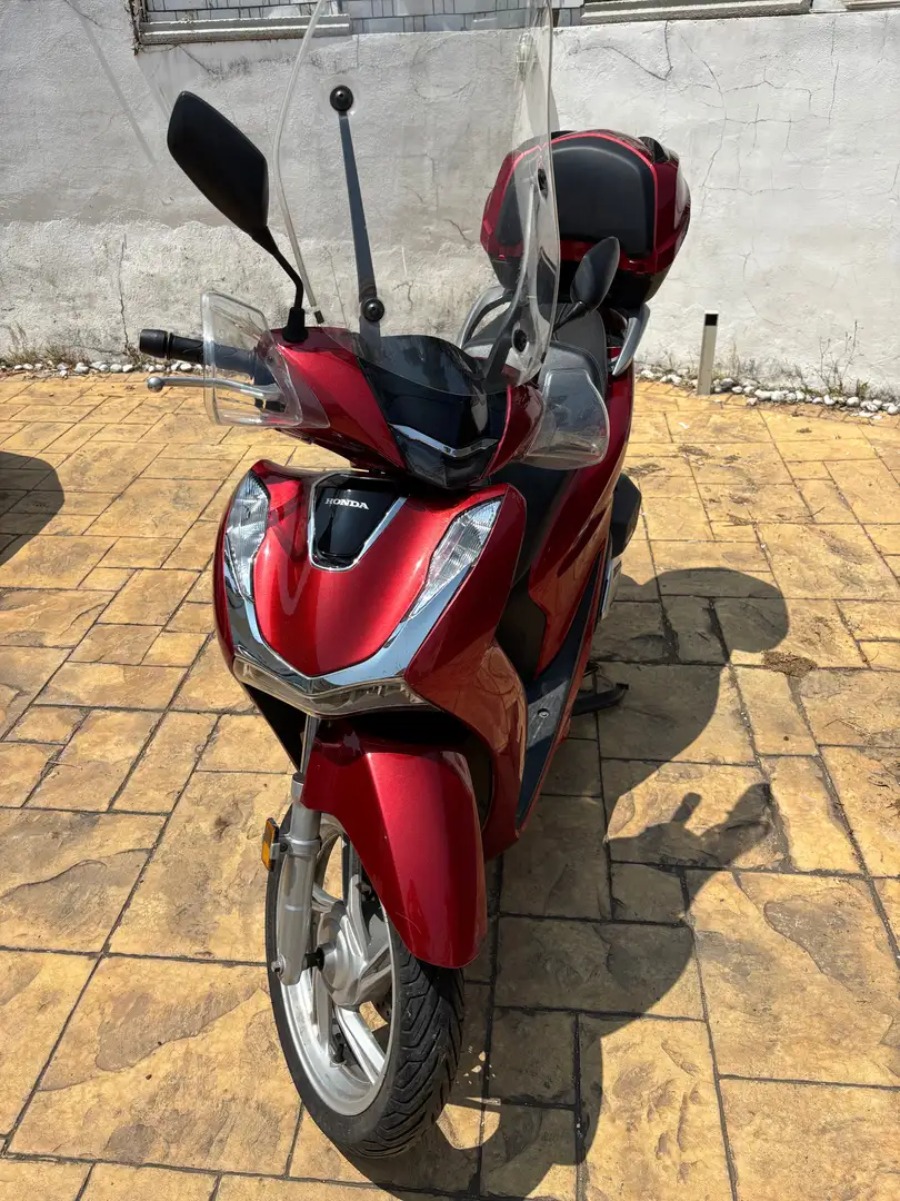 Honda SH 125 Rosso - 1