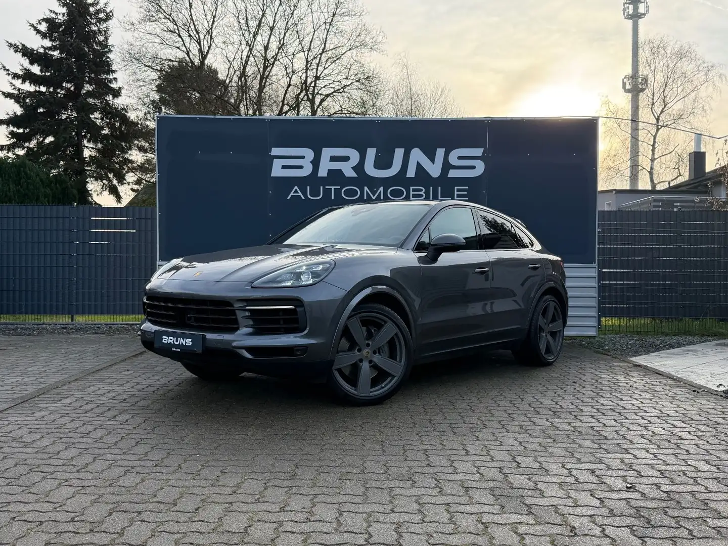 Porsche Cayenne Coupe S Approved Matrix LED AHK Grau - 2