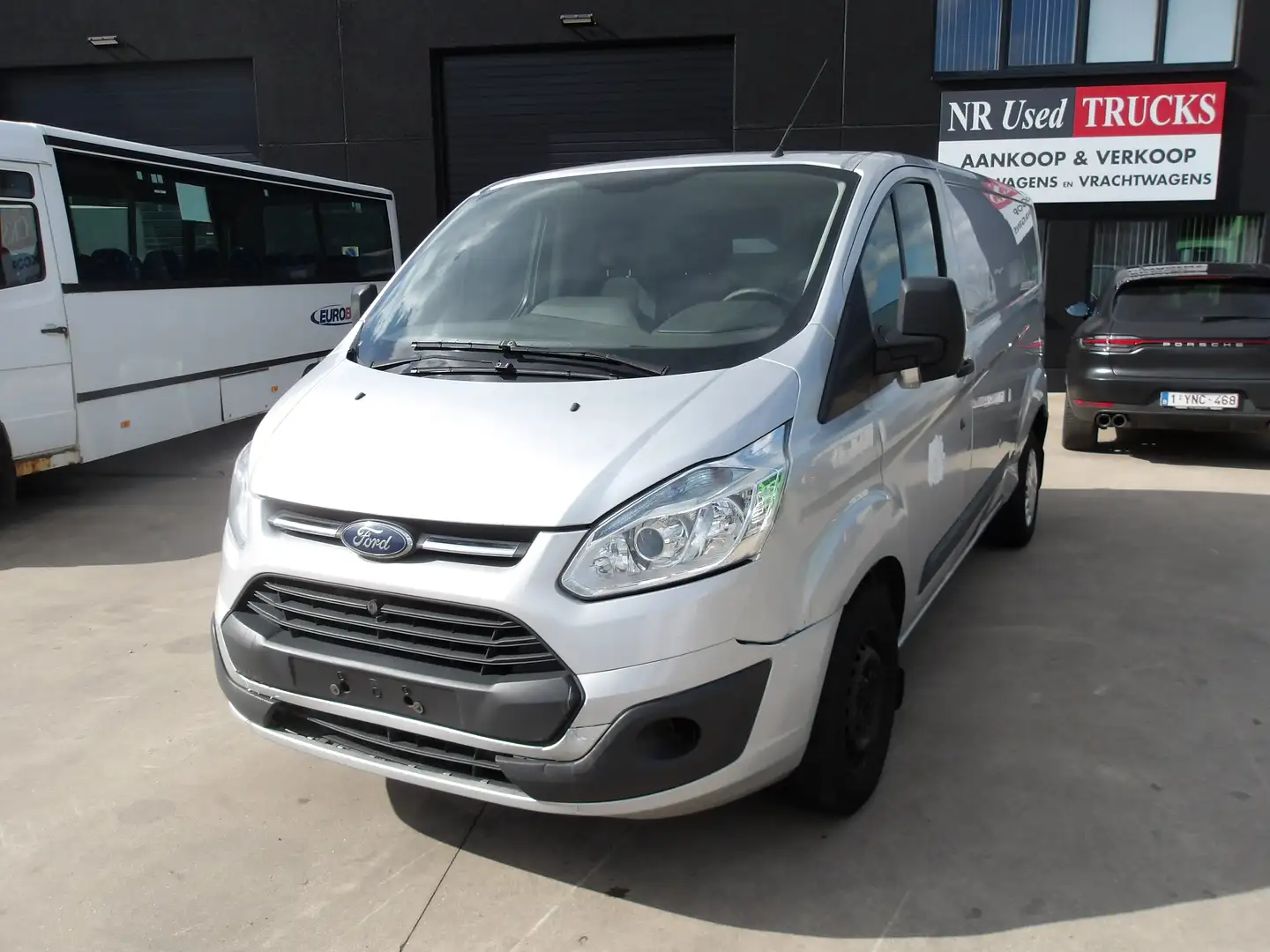 Ford Transit Custom Argent - 1