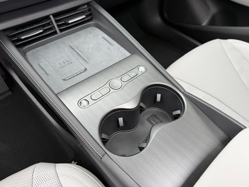 BYD Seal 6 Touring 1.5 DM-i 212PK PHEV Comfort/ Panoramadak/ — photo 24