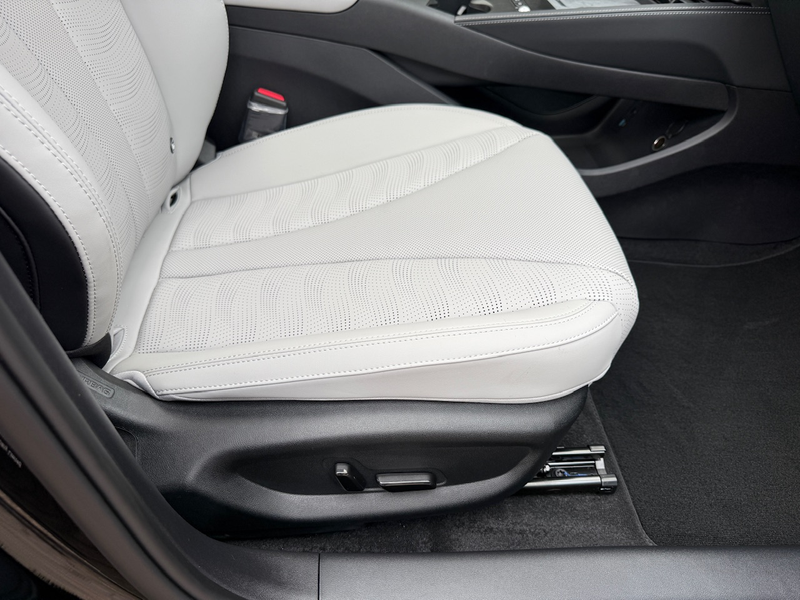 BYD Seal 6 Touring 1.5 DM-i 212PK PHEV Comfort/ Panoramadak/ — photo 15