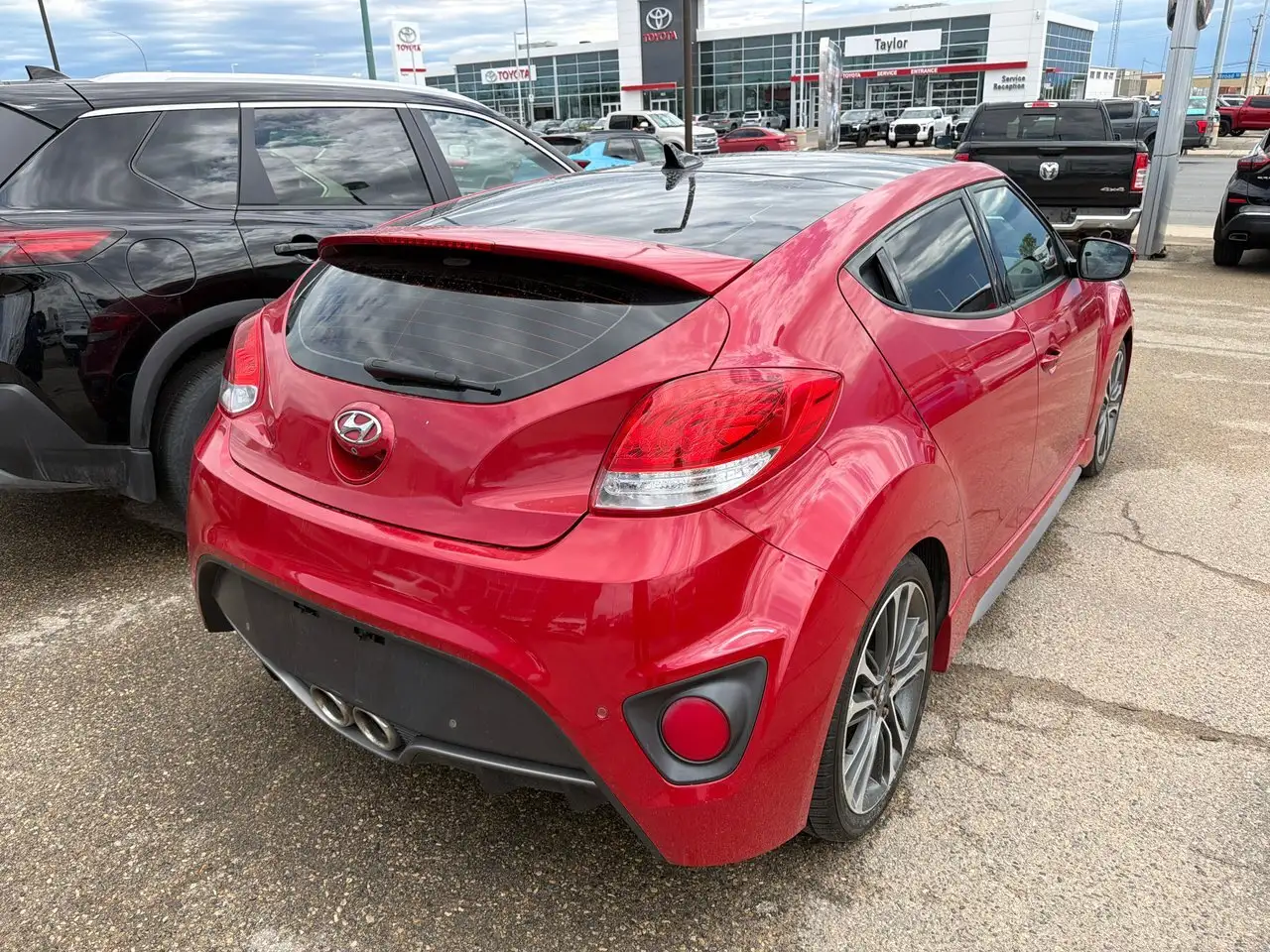 Hyundai VELOSTER снимка Hyundai VELOSTER