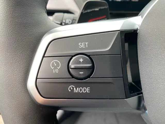 BMW 1 Series view 15