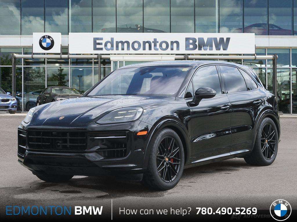 2025 Porsche Cayenne GTS AWD | Tech Package | Premium Plus Package