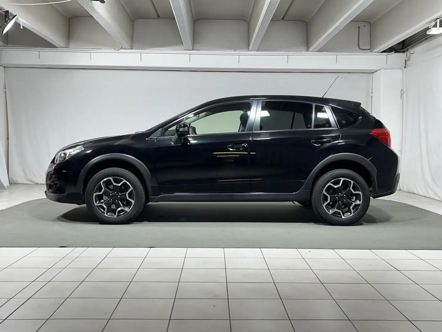 Subaru XV 2.0d S Style (trend) 6mt Schwarz - 2