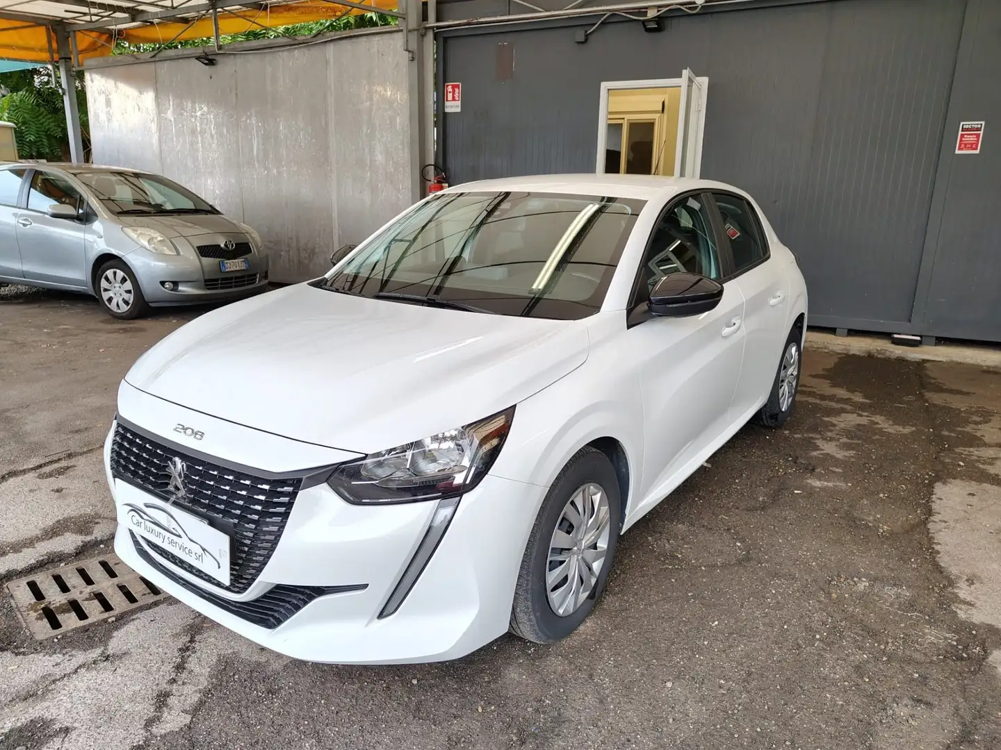 Peugeot 208 208 II 2019 1.2 puretech Active Pack s Weiß - 2