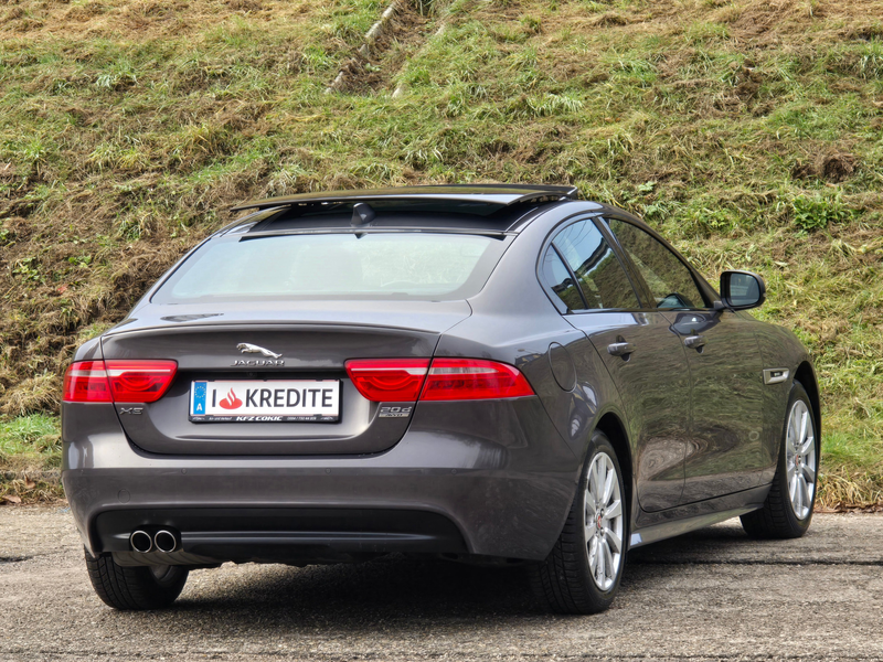 Jaguar XE R-Sport AWD Top* Kredit* Pano* Navi* RFK* Leder* — photo 4
