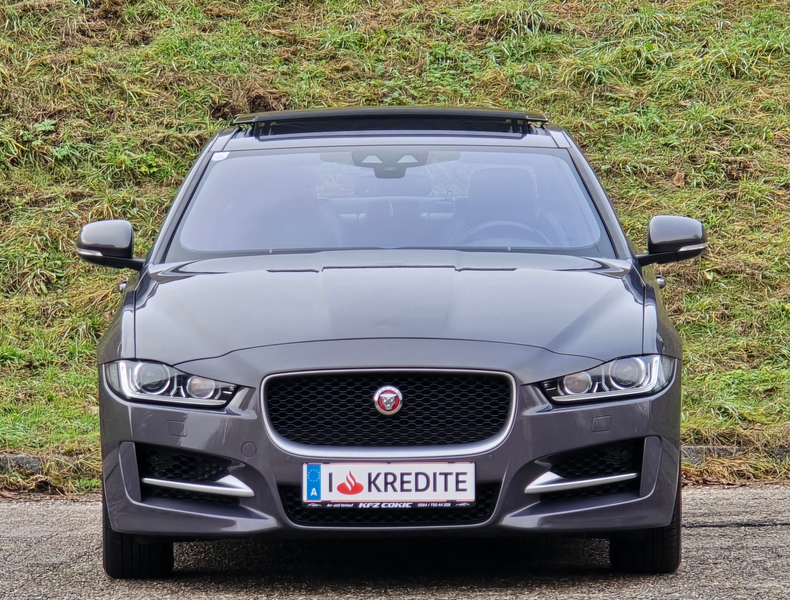 Jaguar XE R-Sport AWD Top* Kredit* Pano* Navi* RFK* Leder* — photo 5