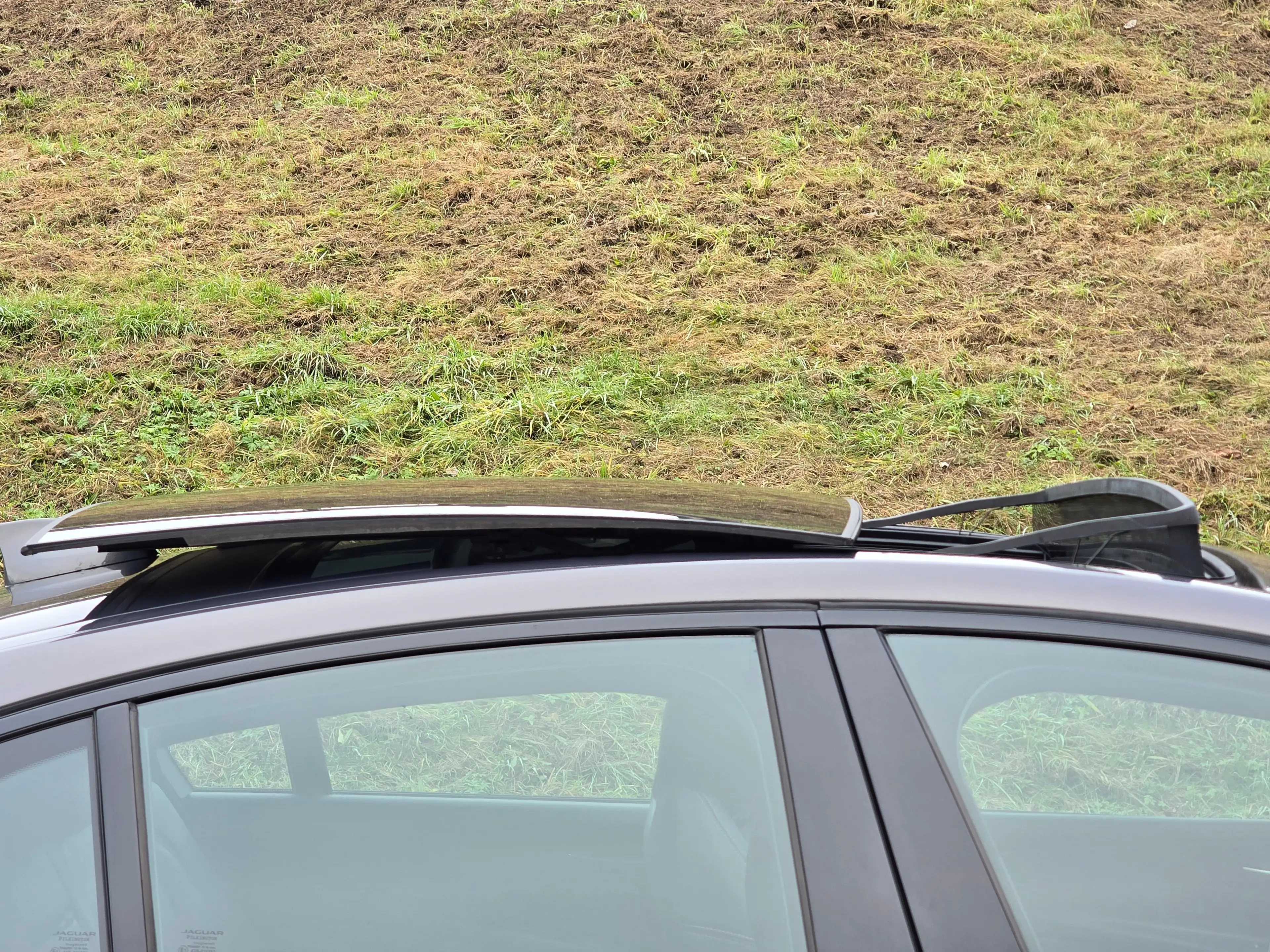 Jaguar XE R-Sport AWD Top* Kredit* Pano* Navi* RFK* Leder* — photo 9