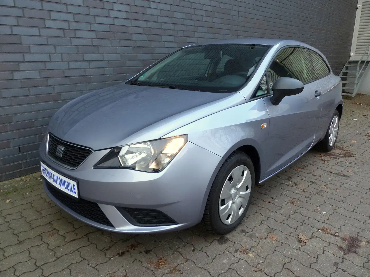 SEAT Ibiza 1,4 SC Reference Klima/2.Hand/Scheckheft Grau - 2