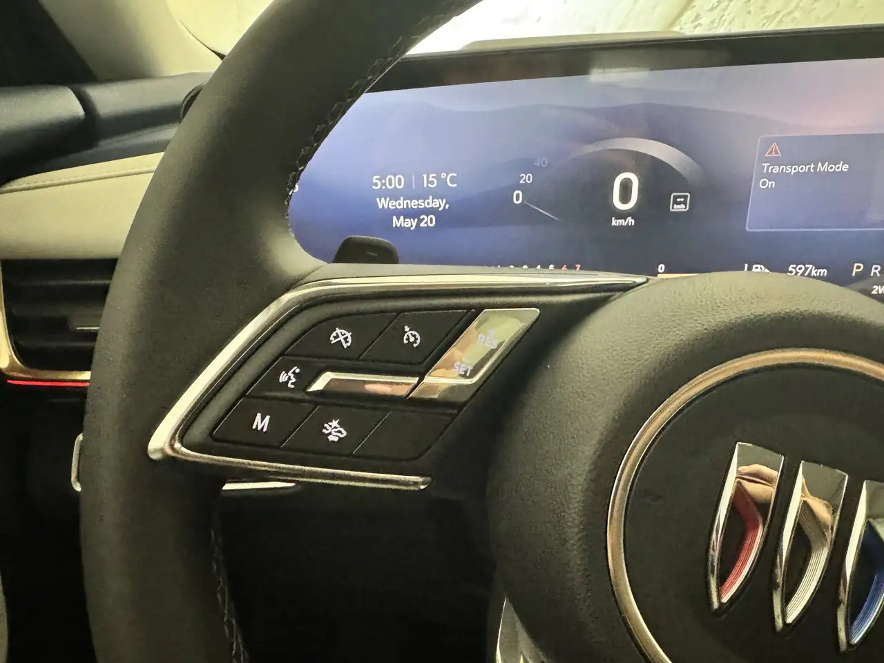 Buick Envision снимка Buick Envision