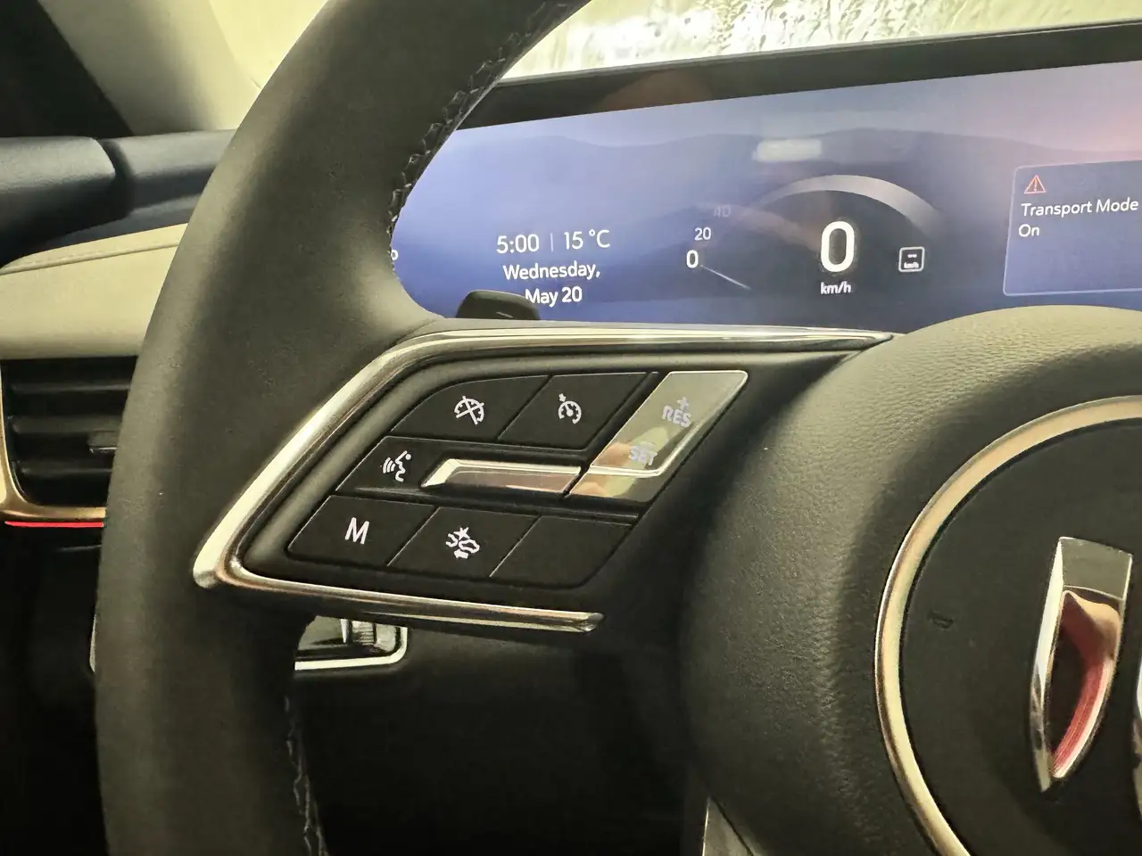 Buick Envision снимка Buick Envision