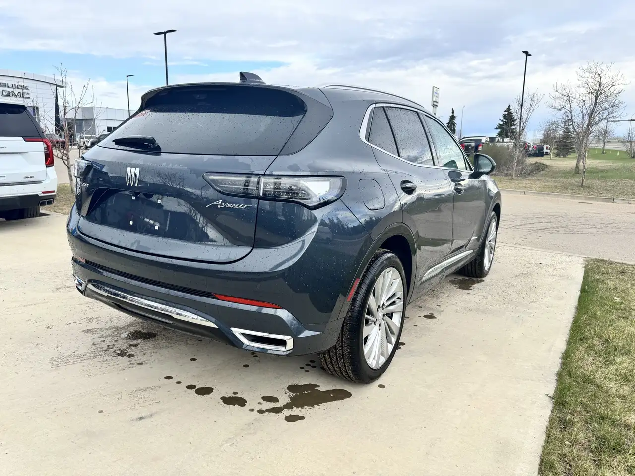 Buick Envision снимка Buick Envision