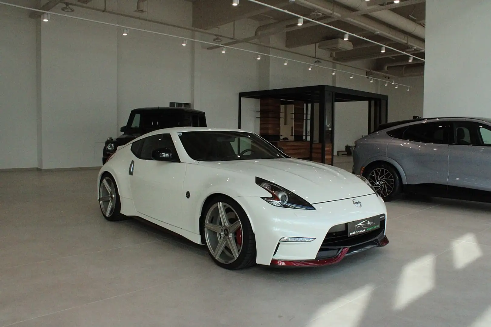 Nissan 370Z 370 Z Nismo **Rarität** Blanc - 1