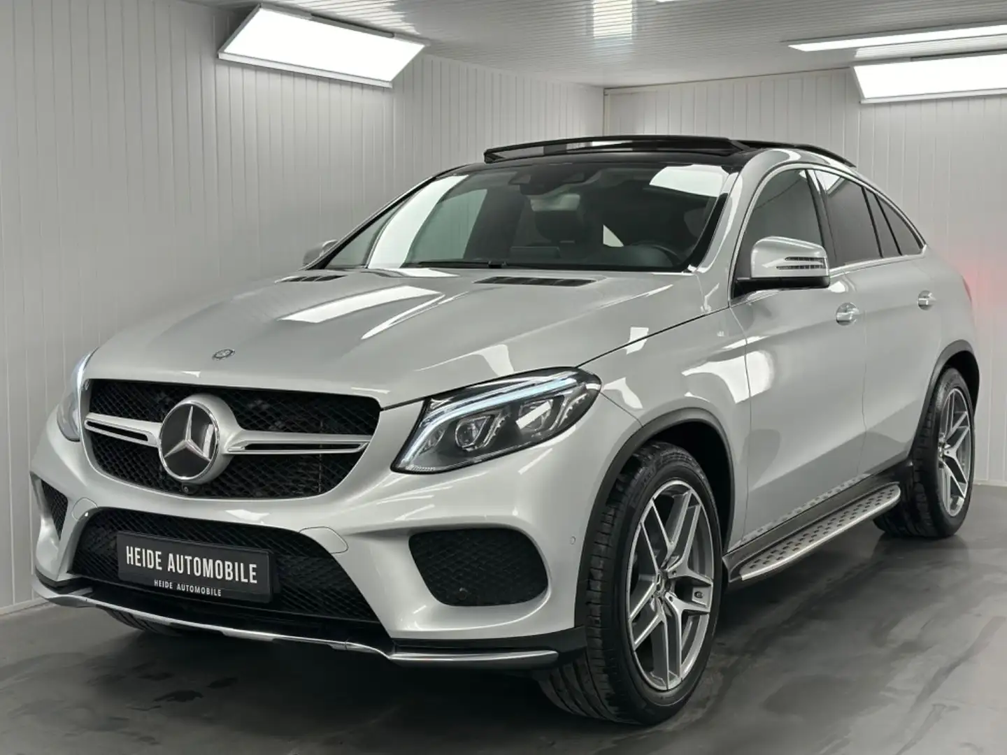 Mercedes-Benz GLE 350 d Coupe  4Matic AMG AHK Pano 360 °MB 100 Silver - 1