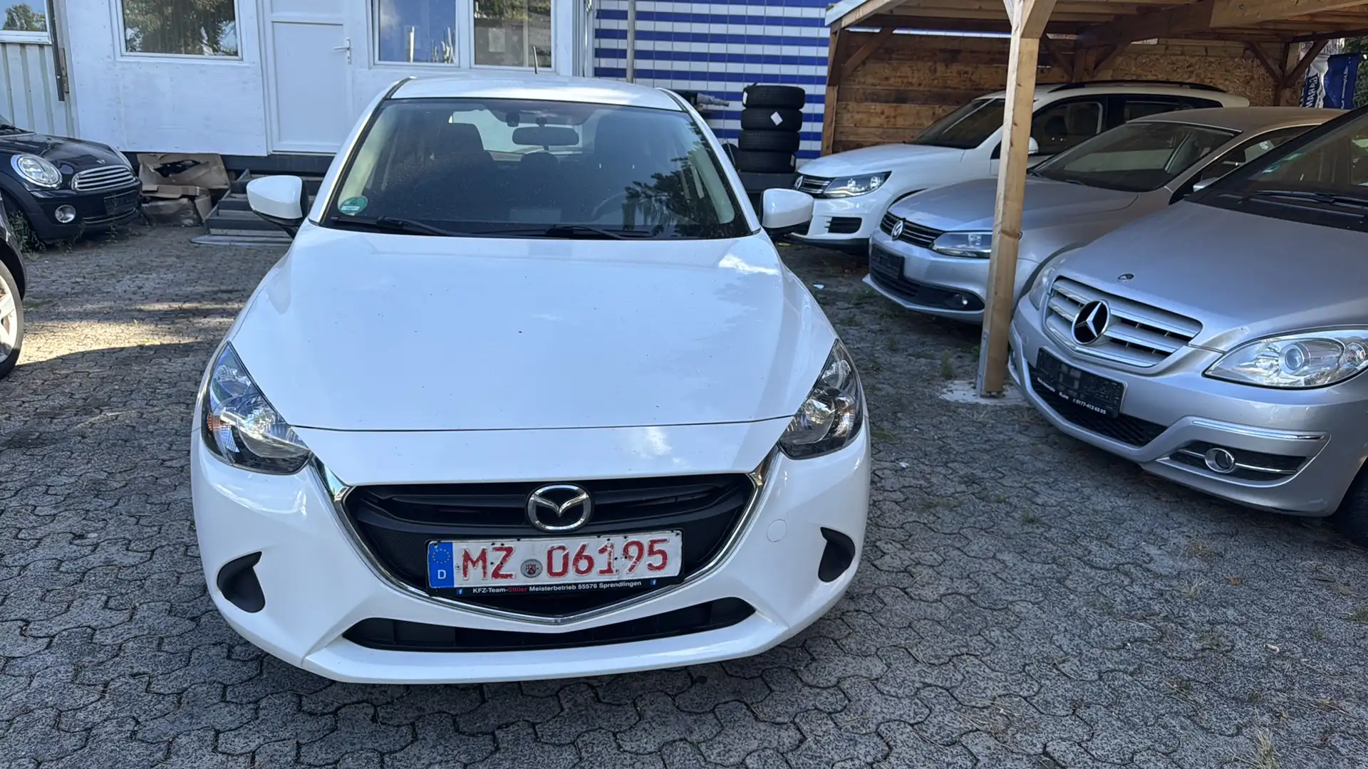 Mazda 2 Center-Line Blanc - 1
