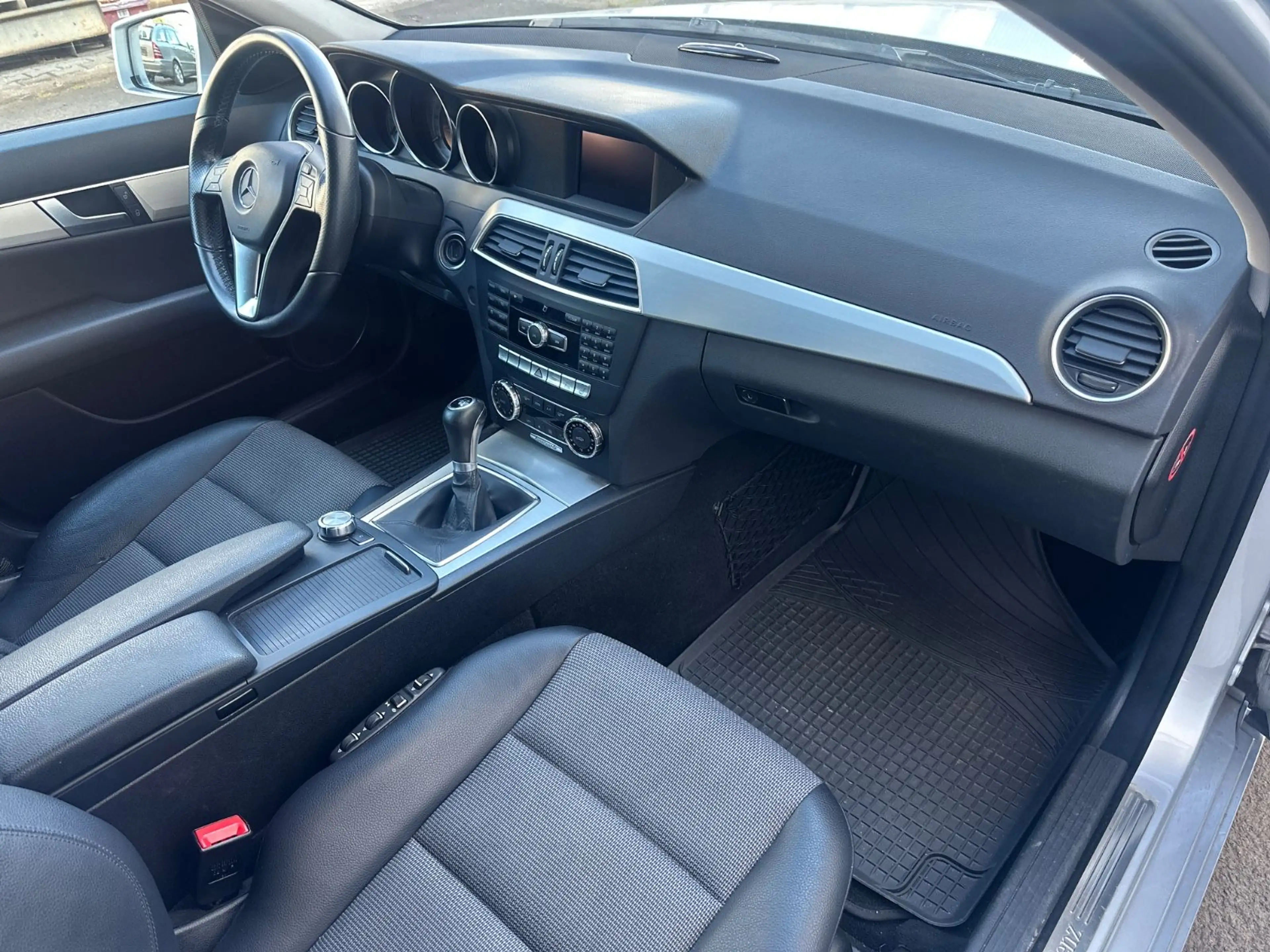 Mercedes-Benz C 200 CDI BlueEfficiency 2.Hand MB Scheckheft — photo 9