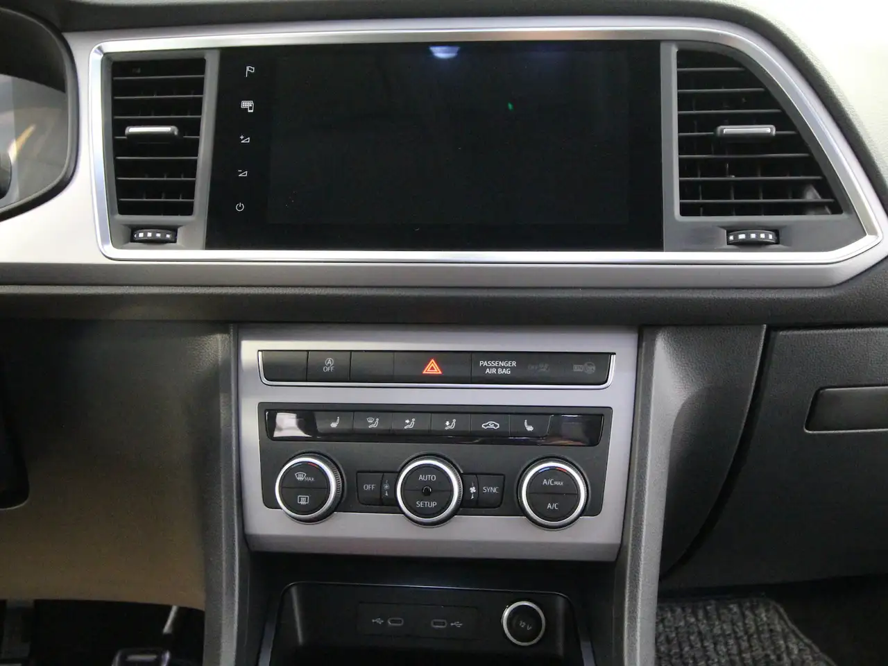 SEAT Ateca 1.5 TSI FR NAVI+KAMERA+LED+ACC 12