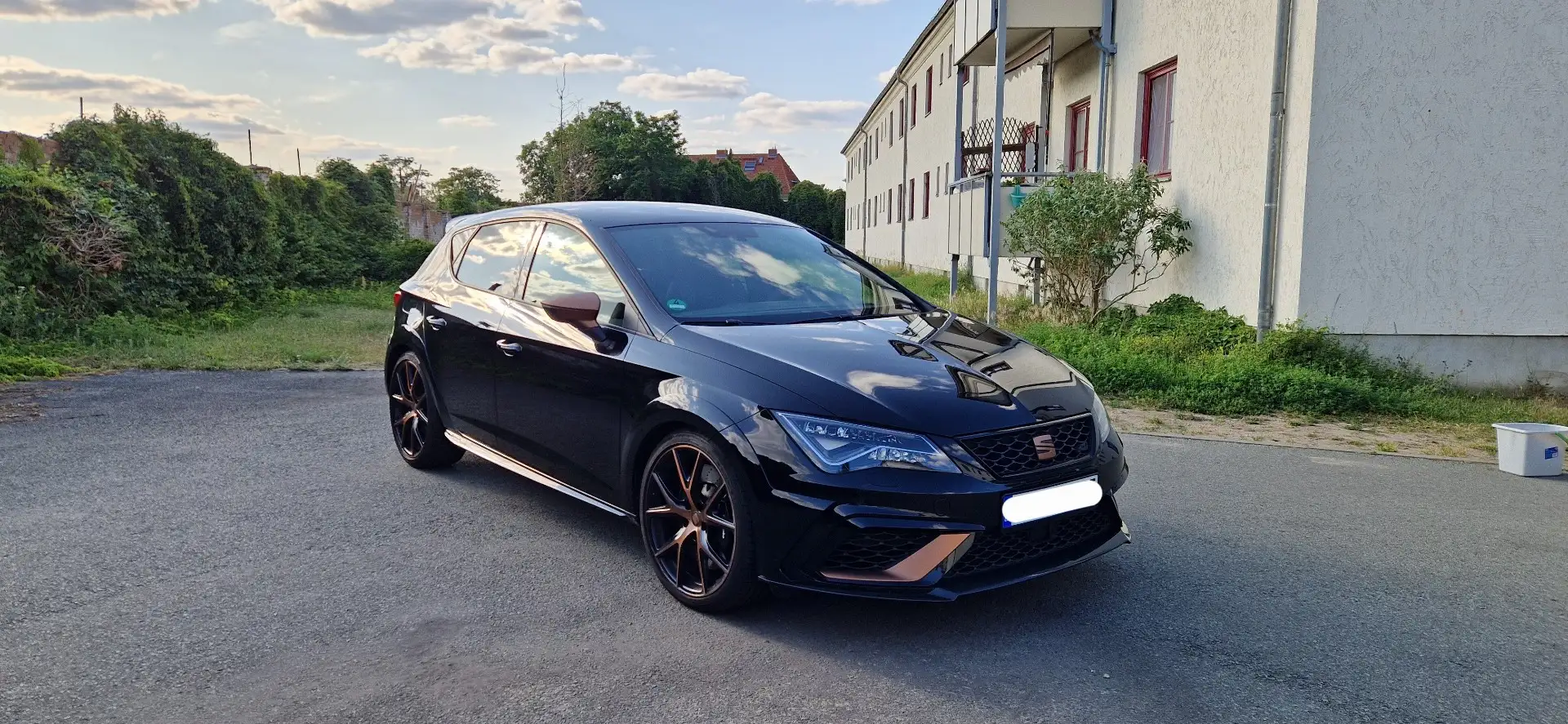 SEAT Leon Cupra R 2.0 TSI Nr. 653 / 799 Schwarz - 1