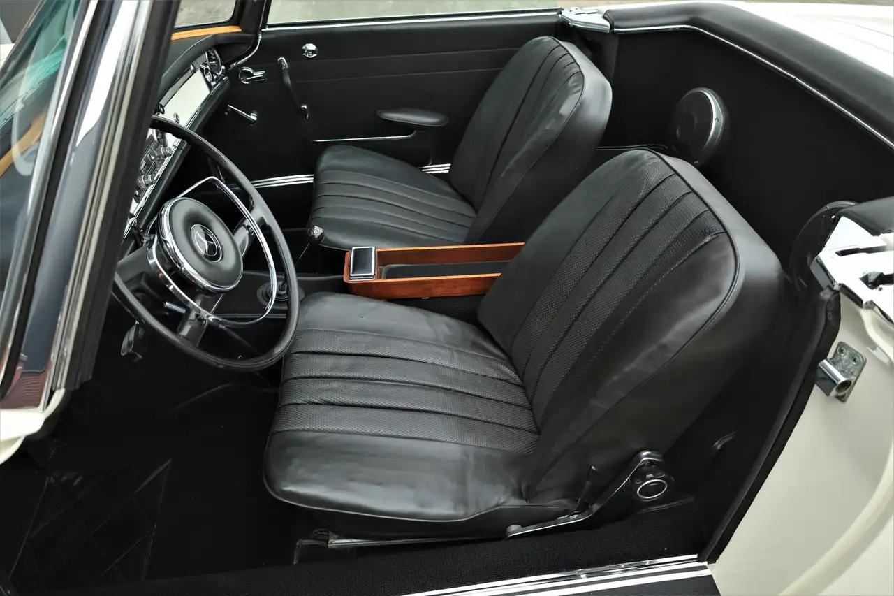Mercedes-Benz SL 230 SL W113 Pagode Gerestaureerd, foto 7