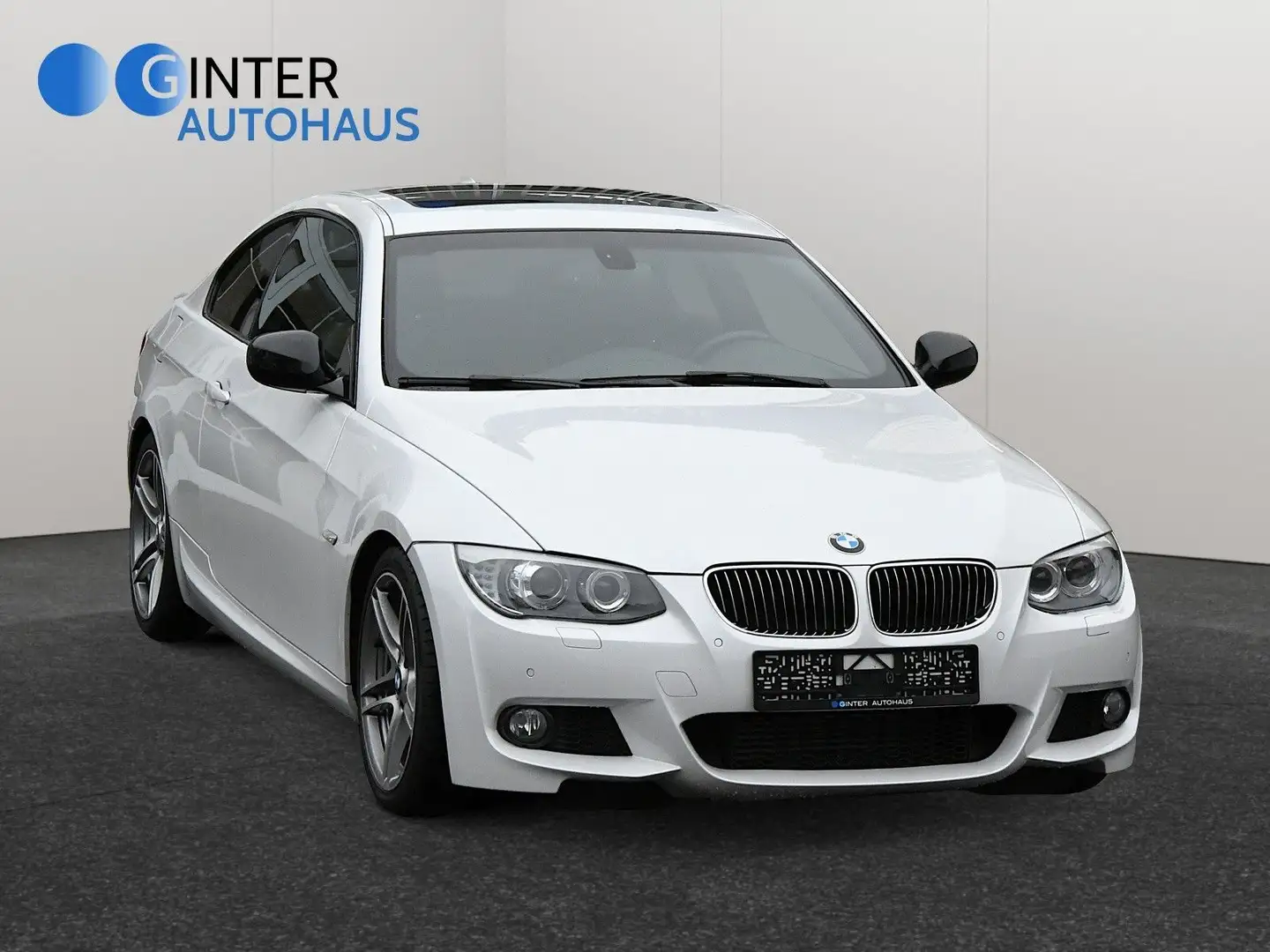 BMW 330 d Coupe M / Sport-Paket*Memory*aus 2.Hand* Blanc - 2