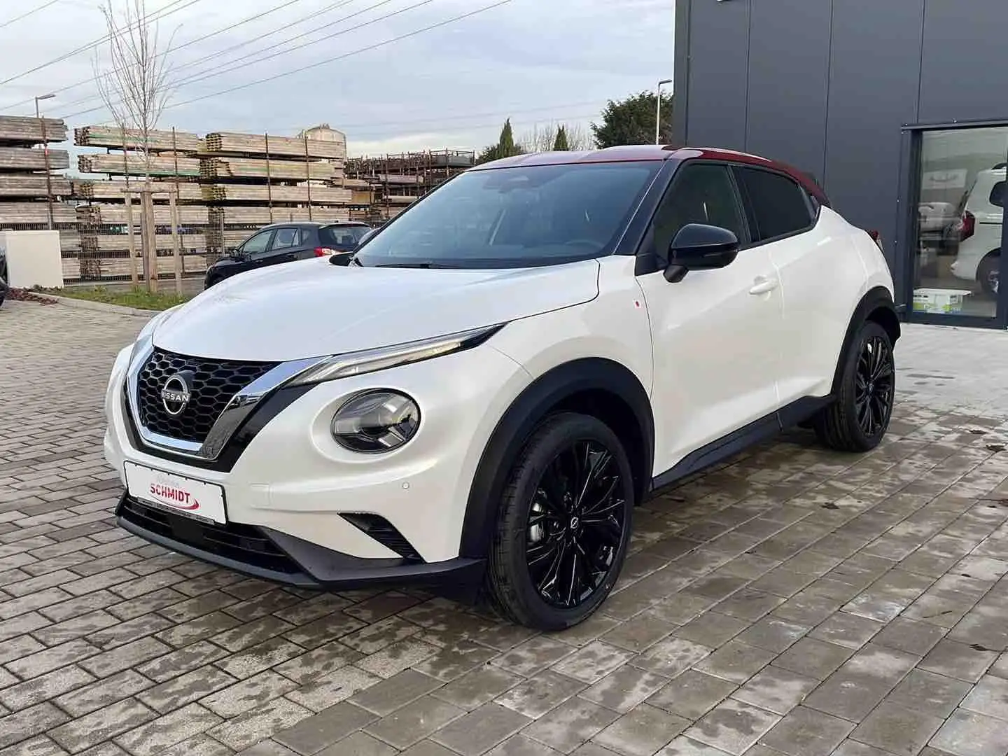 Nissan Juke 1.0 DIG-T DCT Redline Edition Weiß - 2