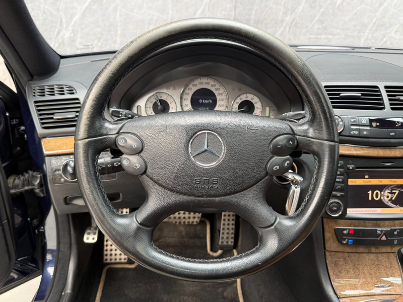 Mercedes-Benz E 350 Estate CGI 293 PK / Youngtimer / APK — photo 15