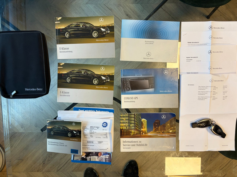 Mercedes-Benz E 350 Estate CGI 293 PK / Youngtimer / APK — photo 11