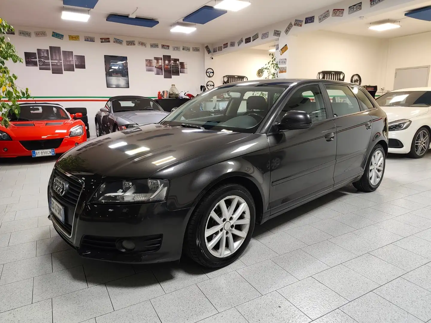 Audi A3 Sportback 1.6 TDI *NEOPATENTATI* Grigio - 1
