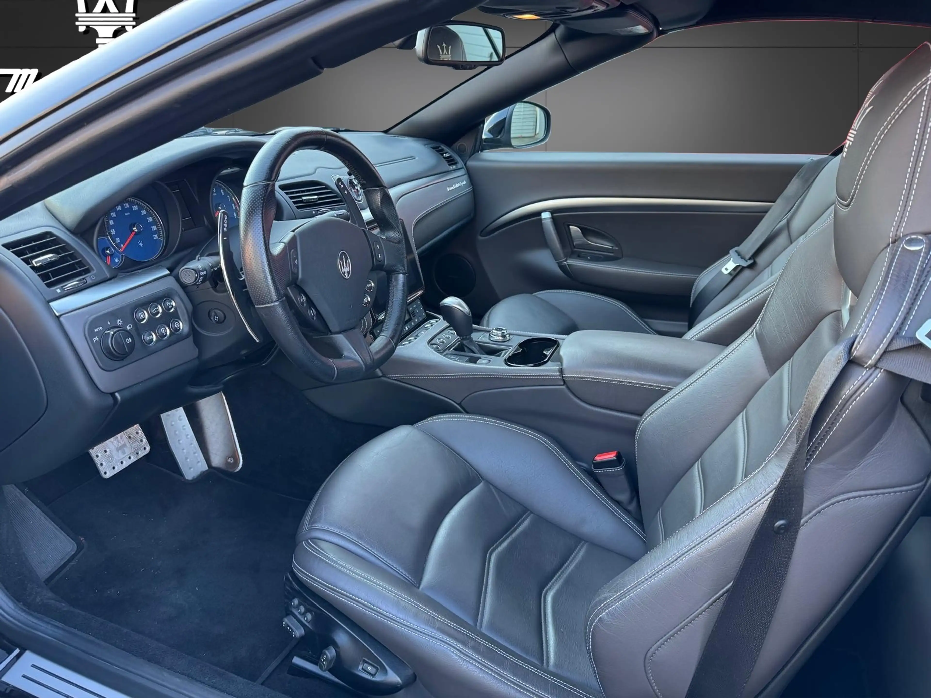 Maserati GranCabrio Sport — photo 8
