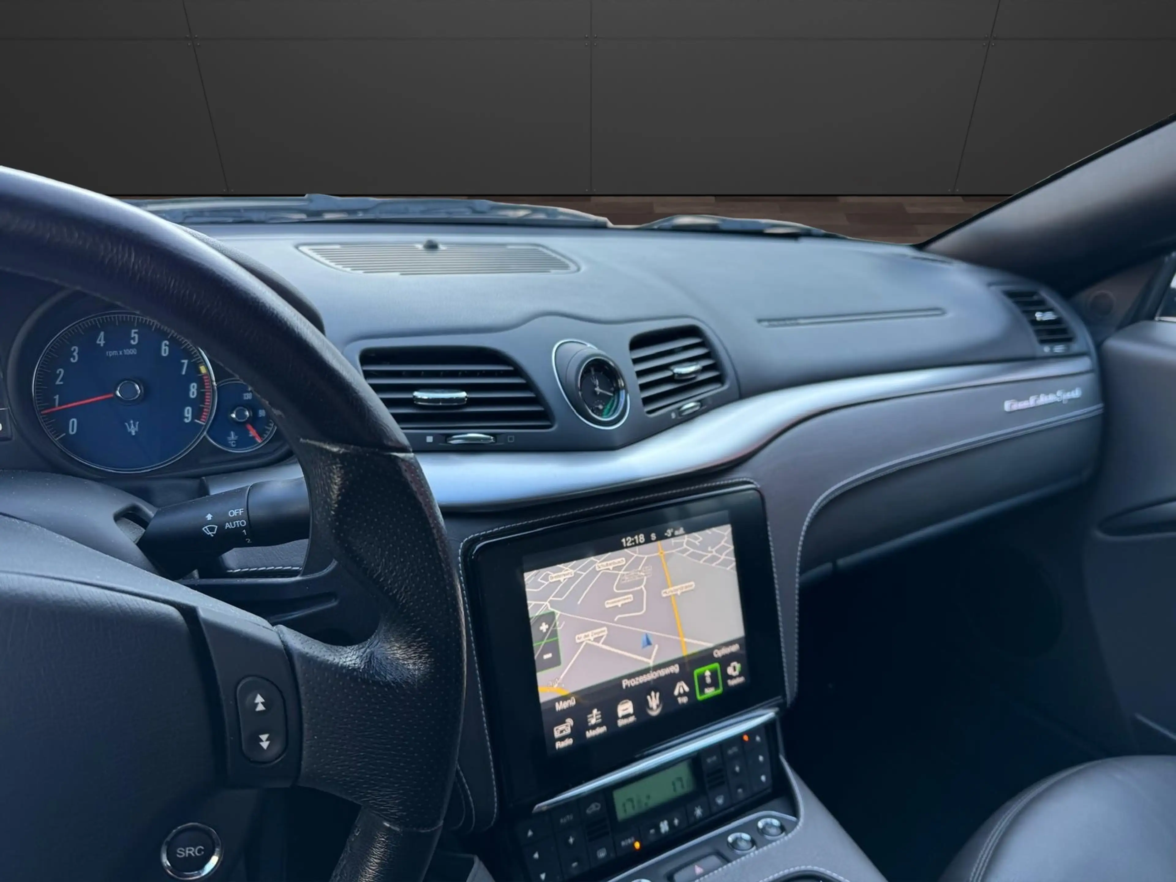 Maserati GranCabrio Sport — photo 14