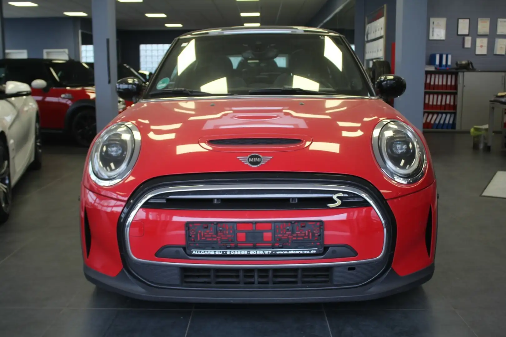 MINI Cooper SE Panorama - Navi - SHZ - Kamera - Rot - 2