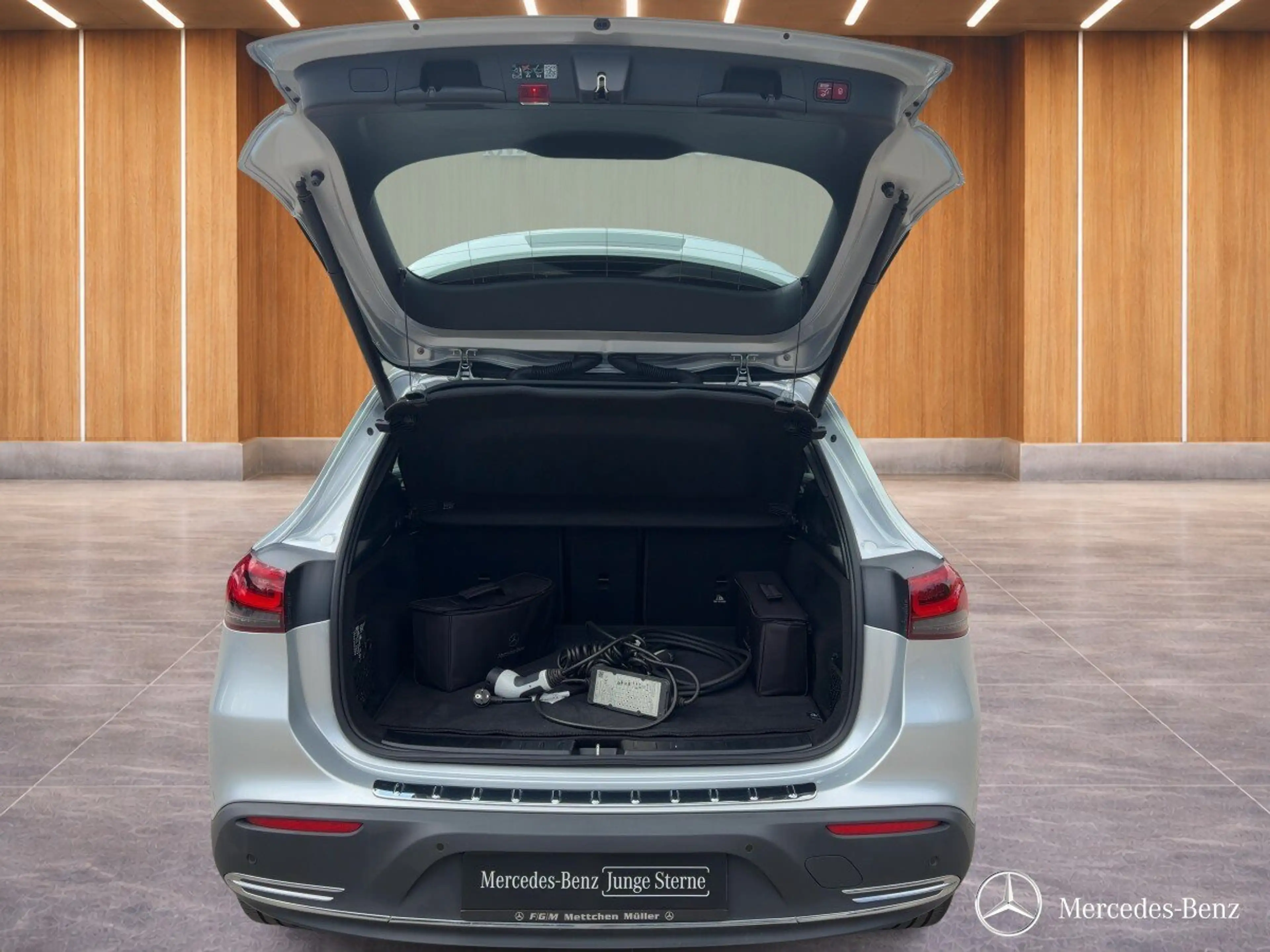 Mercedes-Benz EQA 250 EQA 250 PROGRESSIVE+PANO+KEYGO+LED+RÜCKFAHRKAMER — photo 5