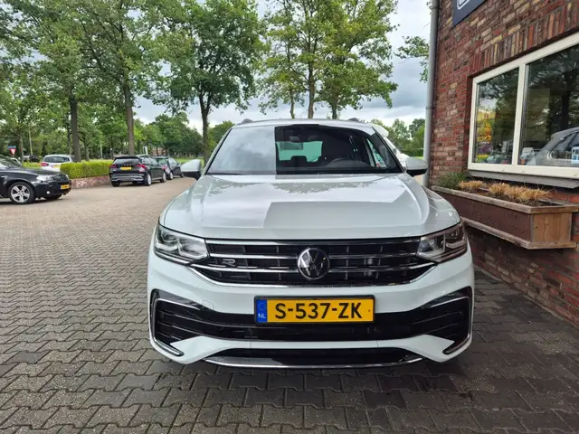 Volkswagen Tiguan view 8