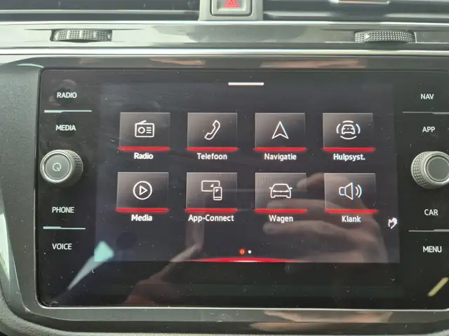 Volkswagen Tiguan view 25