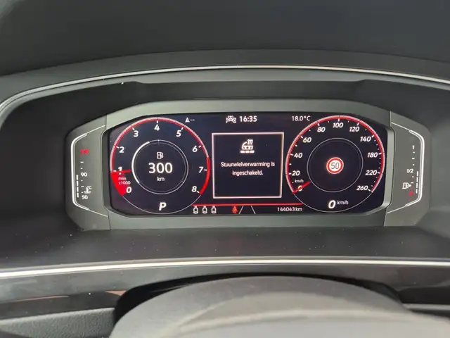 Volkswagen Tiguan view 17