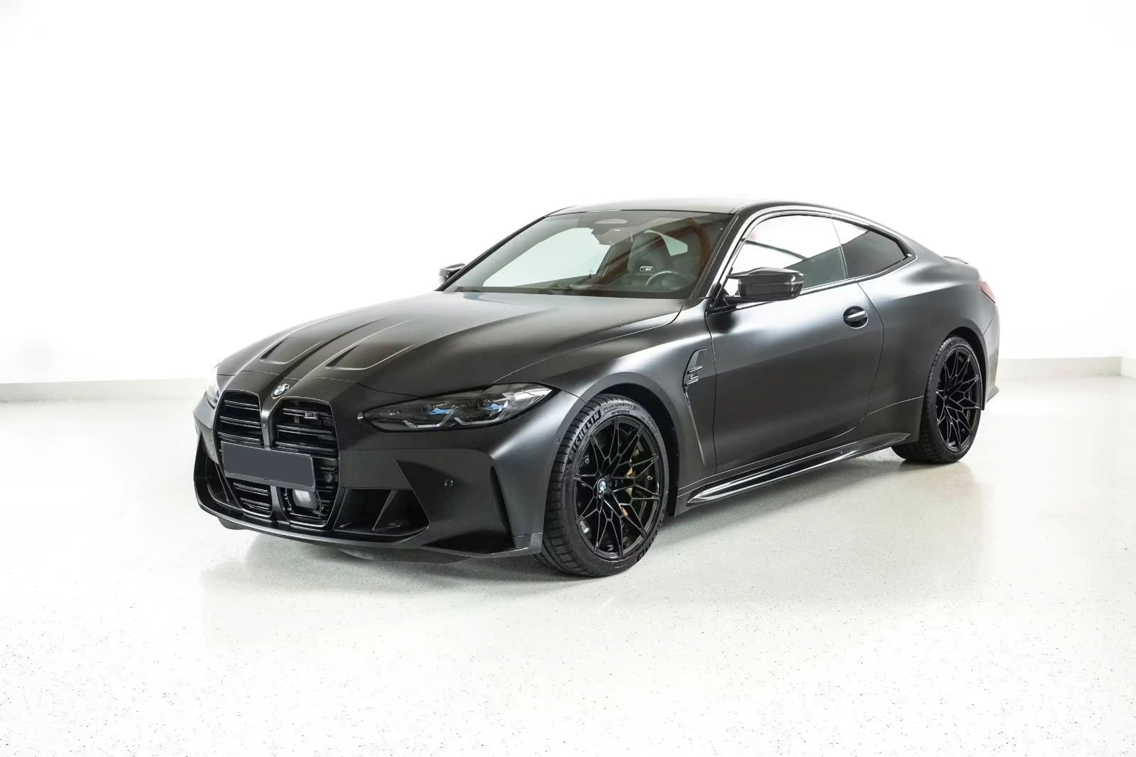 BMW M4 Competition xDrive INDIVIDUAL DRIVERS KERAMIK — photo 3
