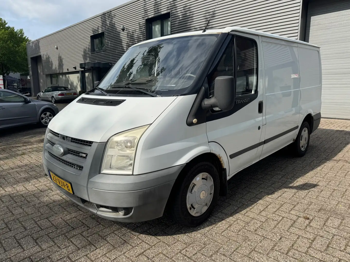 Ford Transit 260S 2.2 TDCI SHD Blanc - 1