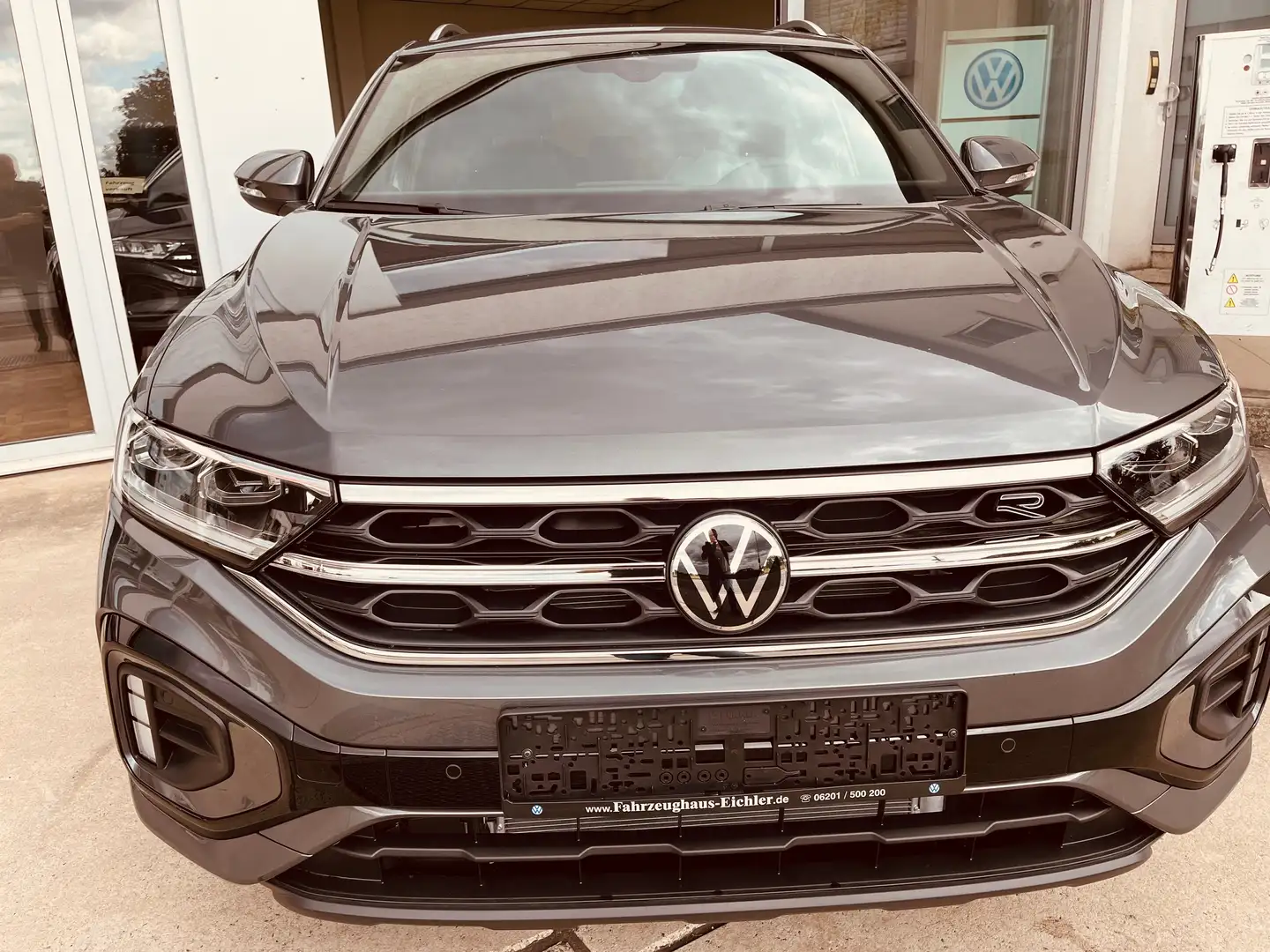 Volkswagen T-Roc 1.5TSI*DSG*R-Line*IQ-LIGHT+IQ-DRIVE*KEYLESS*KAMERA Grau - 1