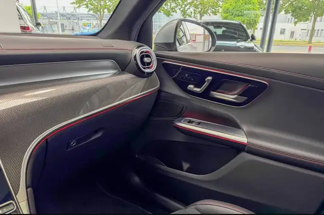 Mercedes-Benz GLC Class view 14
